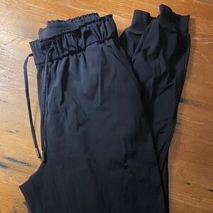 Lululemon joggers